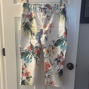 Chico’s Floral Print Cropped Pants